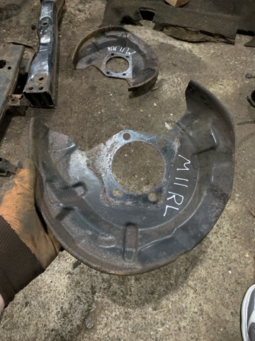 Захист гальмівного диска заднього, лівого 441614EA0A NISSAN