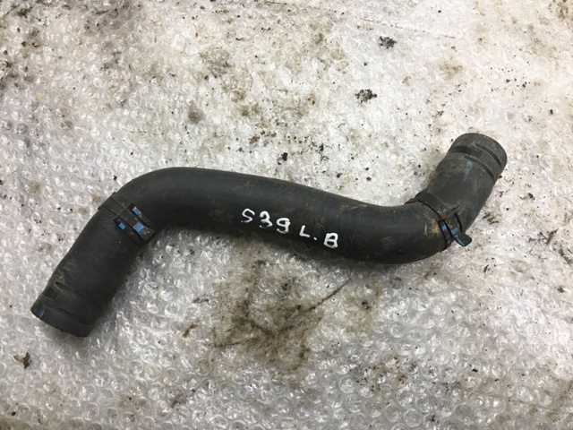Патрубок системи охолодження 45161AG090 SUBARU