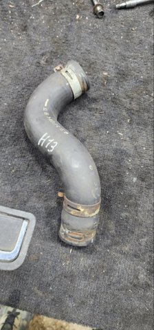 Патрубок системи охолодження 45161SA010 SUBARU