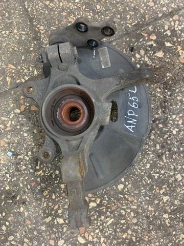 Кулак поворотний передній лівий 517152Y500 HYUNDAI