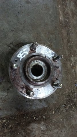 Маточина переднього колеса 517502B010 HYUNDAI