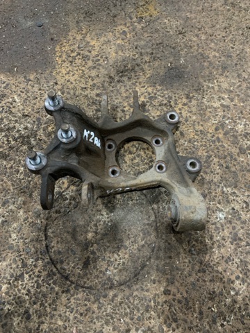 Кулак поворотний правий 52720D7000 HYUNDAI