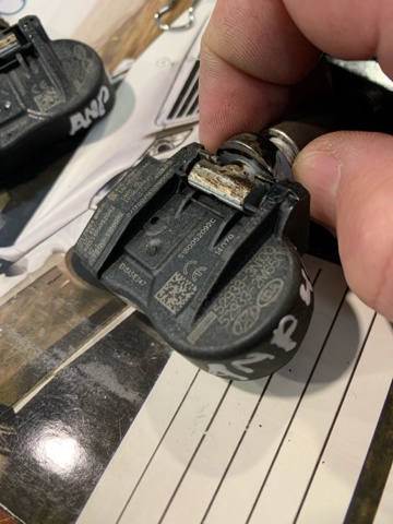Датчик шин 529332M650 HYUNDAI
