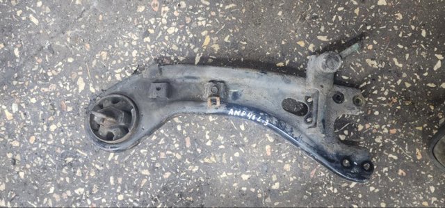 Важіль/тяга задньої підвіски подовжній нижній, лівий 552702W150 HYUNDAI