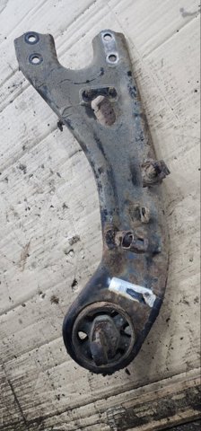 Важіль/тяга задньої підвіски подовжній нижній, правий 552802S850 HYUNDAI