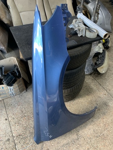 Переднє праве крило 57110AG0809P SUBARU