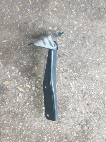 Завіс капота, правий 57260SA0009P SUBARU