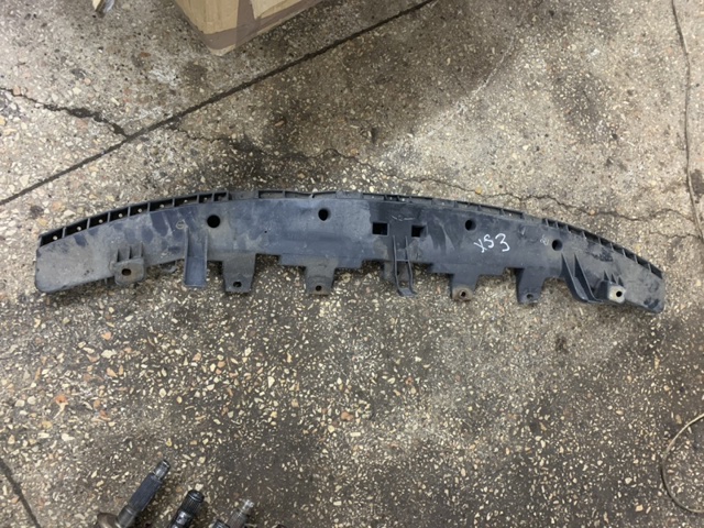 Кронштейн бампера переднього 57707FG050 SUBARU