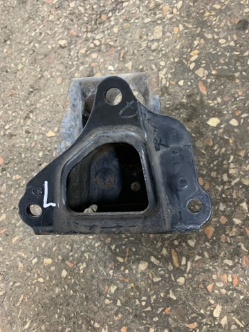 Кронштейн підсилювача заднього бампера 57714AG0109P SUBARU