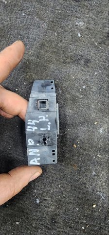 Кріплення бампера 57765AG011 SUBARU
