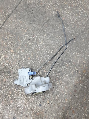 Замок водійських дверей 61031FE010 SUBARU