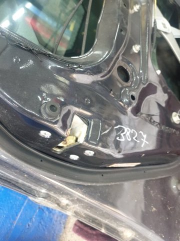 Замок дверей водія 61032AG110 SUBARU