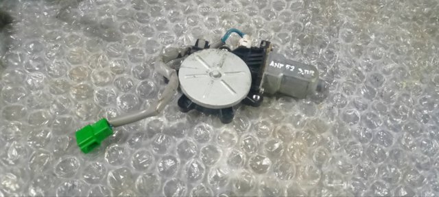 Моторчик склопідйомника двері задніх, правих 62188SA002 SUBARU