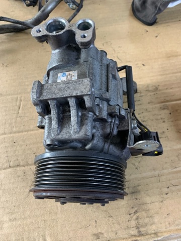 Компресор системи кондиціювання 73111FJ020 SUBARU