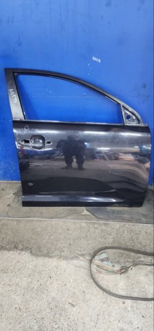 Дверка передня права 760043W000 HYUNDAI