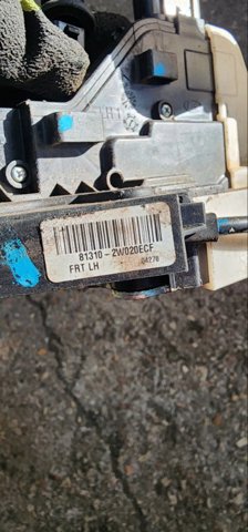 Замок дверей водія 813102W020 HYUNDAI