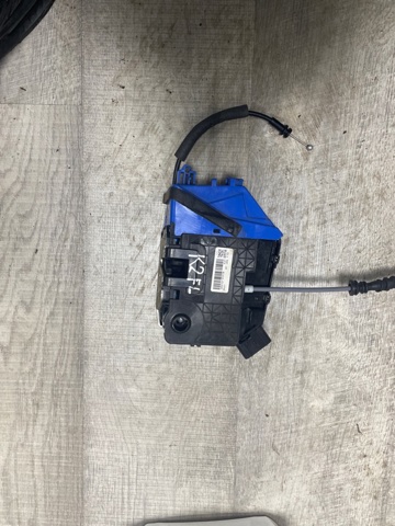 Замок дверей водія 81310F1300 HYUNDAI