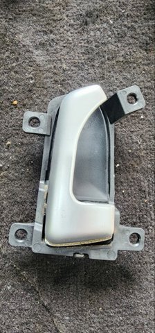 Ручка дверей правихї, внутрішня, перед/зад 826203U000 HYUNDAI