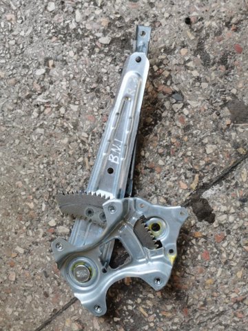 Механізм склопідйомника двері задньої, правої 827201U600 NISSAN