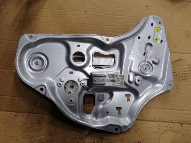 Механізм склопідйомника двері задньої, правої 834022Y000 HYUNDAI