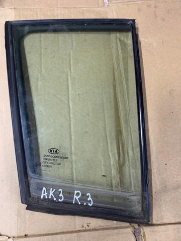Вікно надставки дверей задніх 834273U000A HYUNDAI