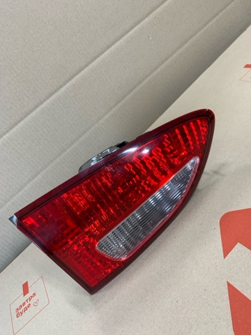 Задня ліва внутрішня фара 84251XA11A SUBARU