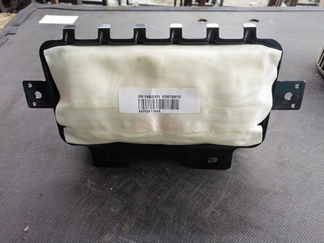 Установка подушки безпеки пасажира 845302P100 HYUNDAI