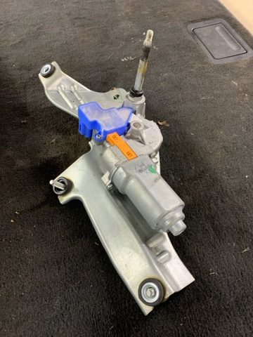 Склоочисник дверей задка 86510SC090 SUBARU