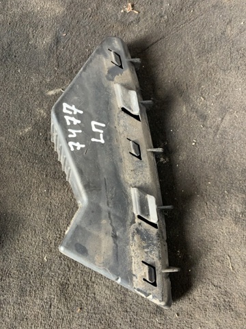 Кронштейн бампера переднього, лівий 865512W000 HYUNDAI