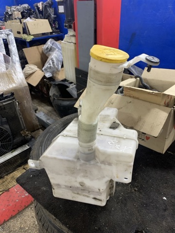 Бачок омивайки 86631FG020 SUBARU