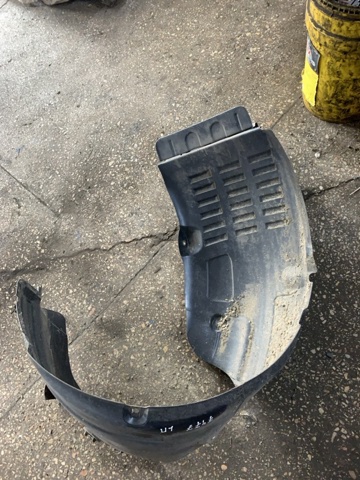 Підкрилок передній лівий 868112W000 HYUNDAI