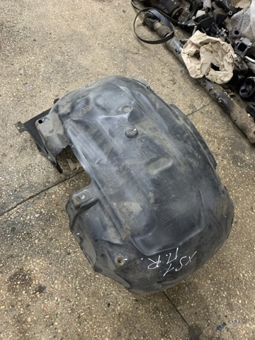 Подкрильнікі переднього крила, правий 868123E510 HYUNDAI