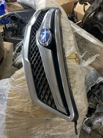 Захисна решітка радіатора 91121AJ001 SUBARU