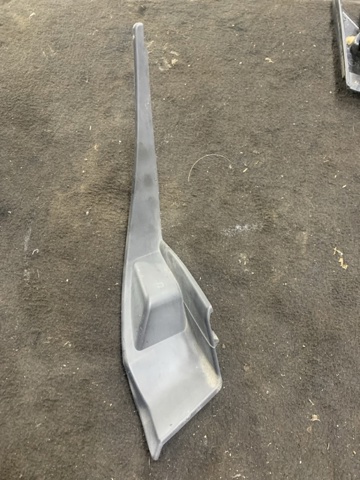 Заглушка жабо збоку 91423SG000 SUBARU