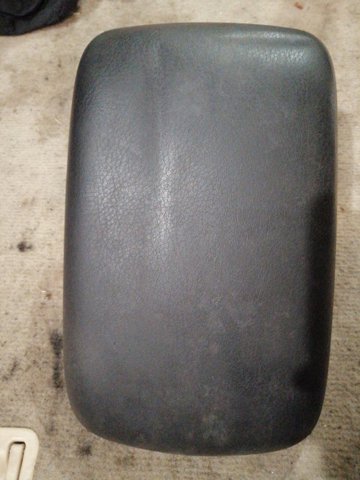 кришка подлоктніка 92114SC000JC SUBARU