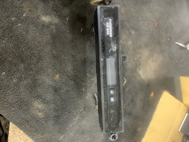 Годинники 945102P100 HYUNDAI