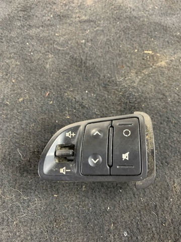 Блок кнопкових перемикачів рульового колеса 967003W051EQ HYUNDAI