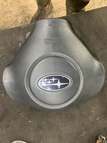 Подушка в кермі 98211AG080JC SUBARU