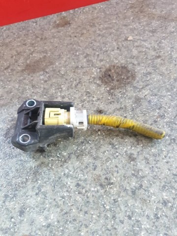 Датчик подушки безпеки 98231AG000 SUBARU