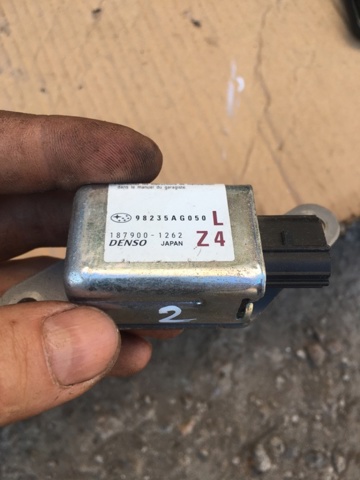 Датчик Айрбег передній 98235AG050 SUBARU