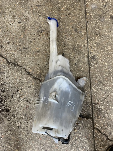 Водяний бачок омивача скла 986203W500 HYUNDAI