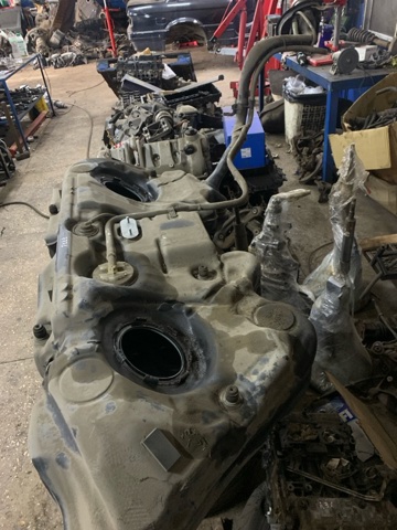 Бензобак A2124707701 MERCEDES