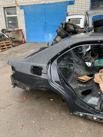 Крило заднє праве A2126300421 MERCEDES