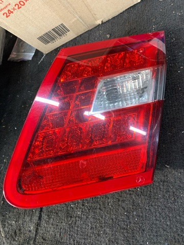 Стоп задній A2129060258 MERCEDES