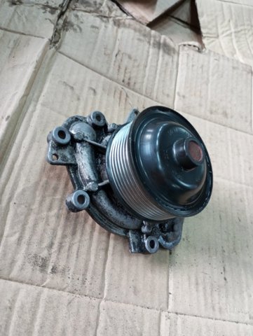 Водяний насос A6422002201 MERCEDES