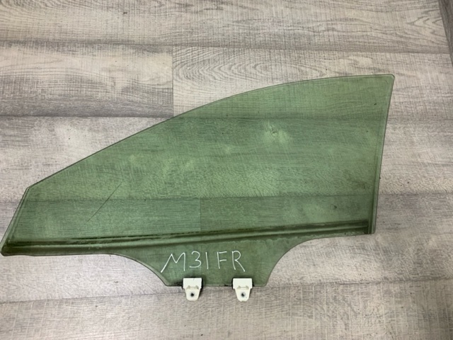 Скло пасажирських дверей GHP958510B9D MAZDA