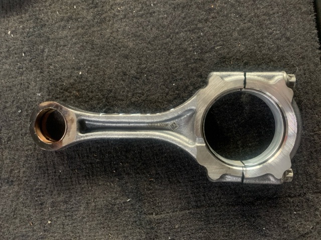 Шатун поршня ДВЗ SH0111210A MAZDA