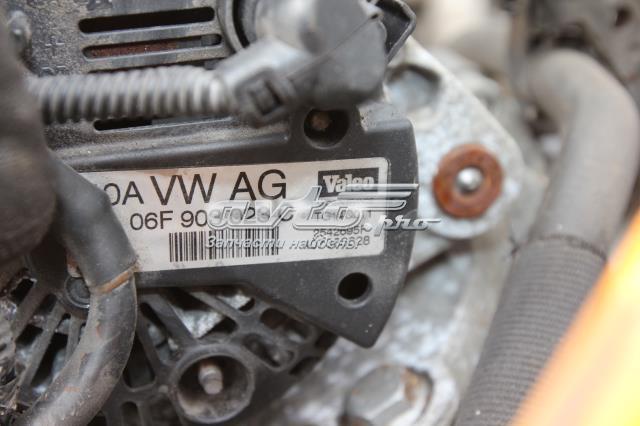 Авто генератор 06F903023C VAG