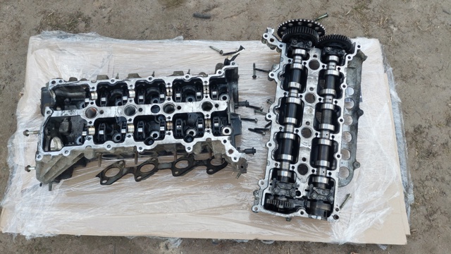 Головка циліндрів 1104100Q0H NISSAN