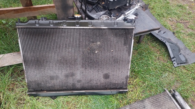 Радіатор основний 21460EQ30B NISSAN